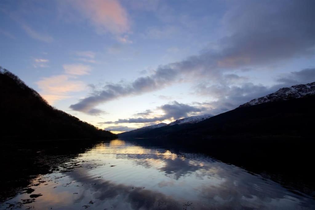 Rossmay House - 4 Bedroom Scottish Villa With Waterfront / Mountain Views Arrochar Exterior foto